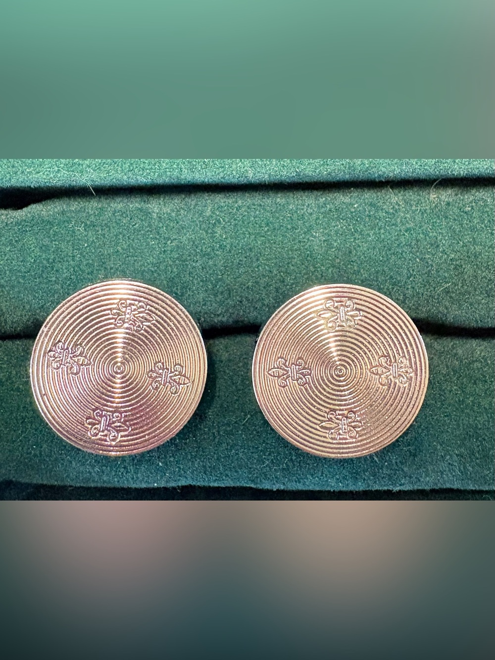 Vintage Mid Century Silver Tone Fleur-de-Lis Round Cufflinks